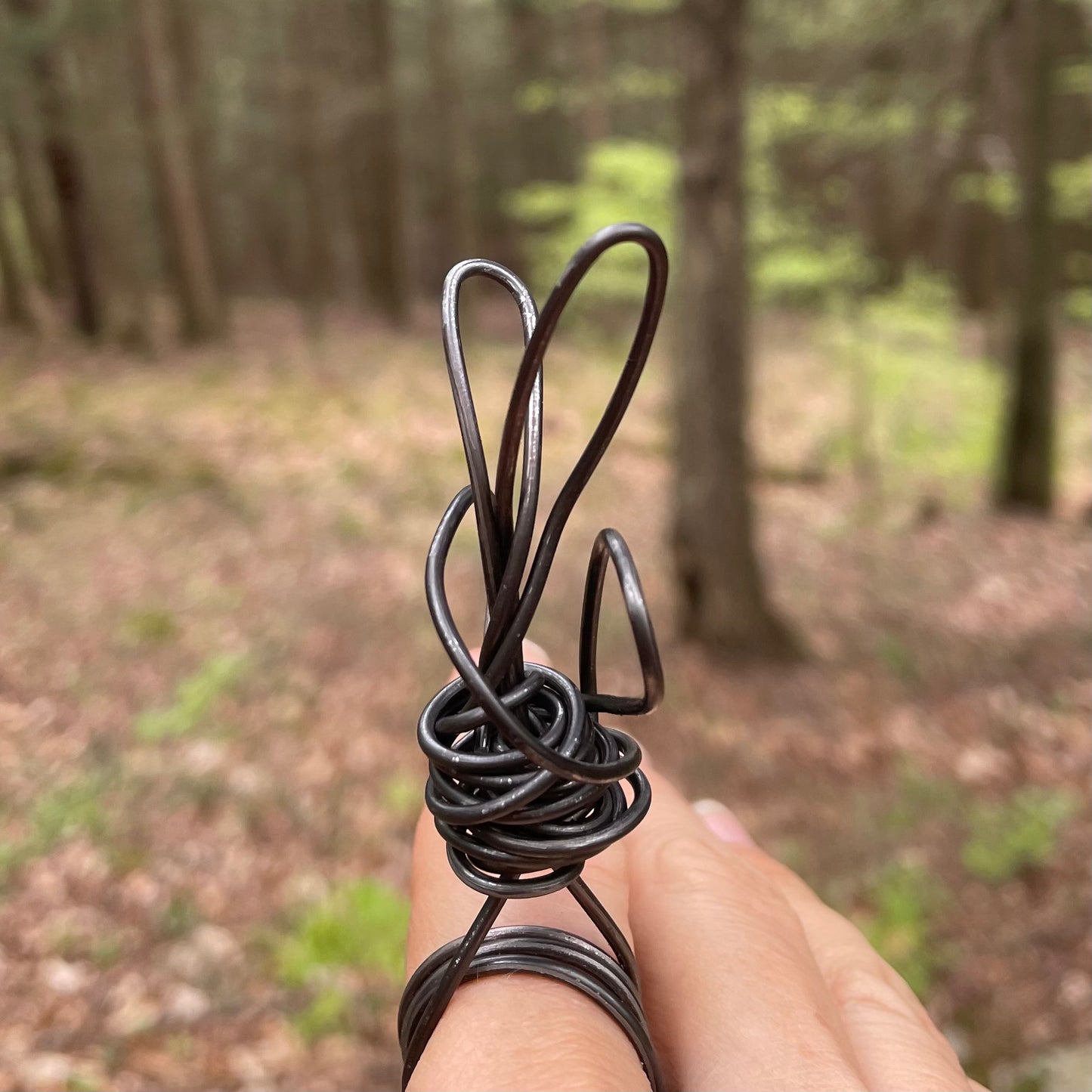 Black Wire Art Ring Size 8