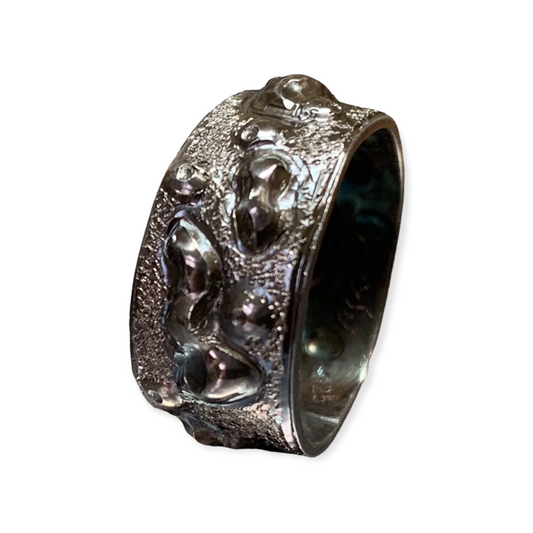Organic Deep Texture Ring